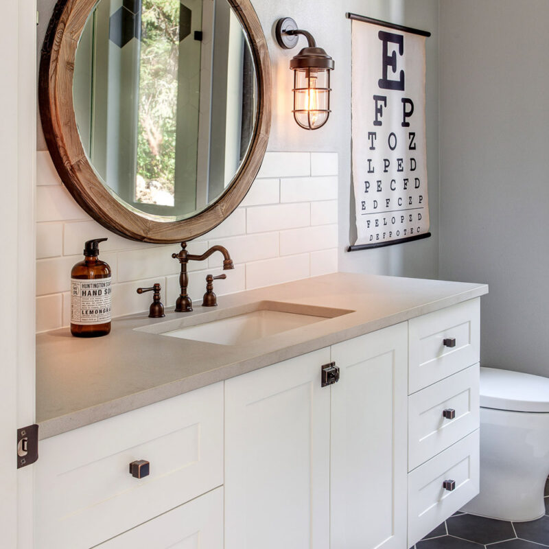 modern_farmhouse_bathroom_square5 modern_farmhouse_bathroom_square5